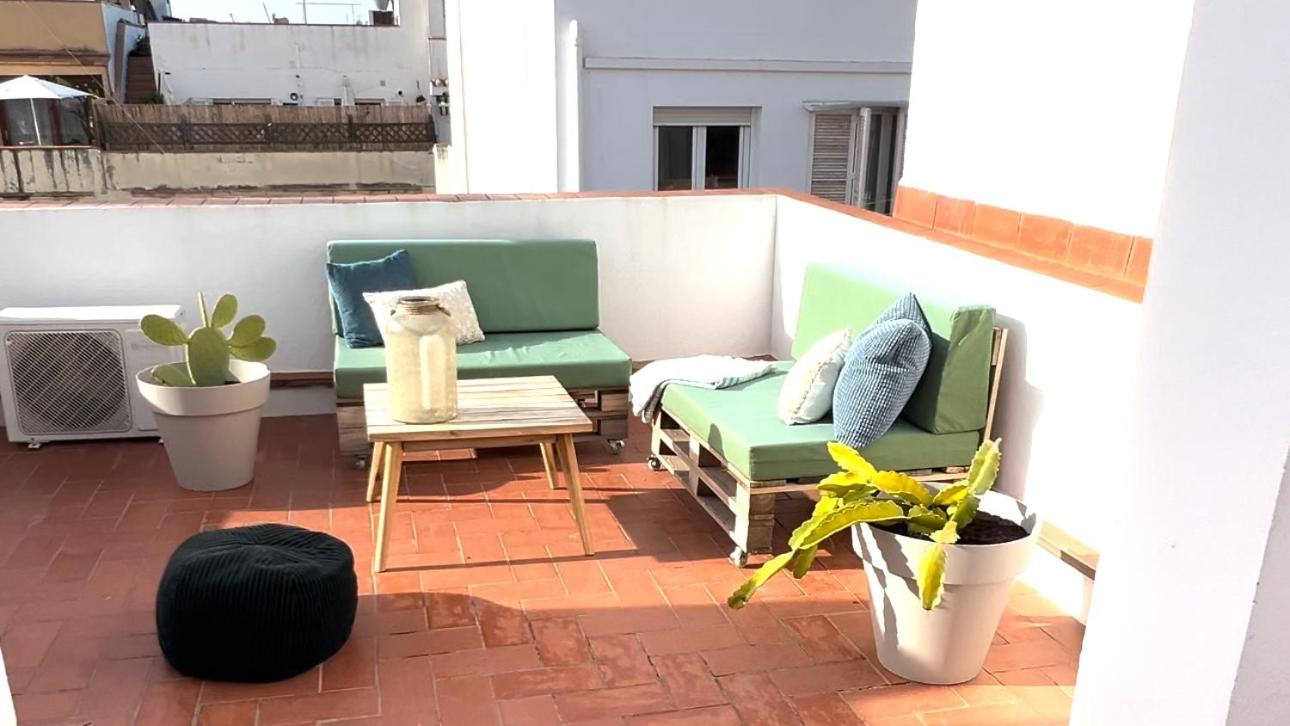 Amazing 2 Bedroom Apartment With Big Sun Terrace Sitges Centre Beach Exterior photo