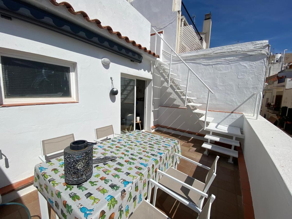 Amazing 2 Bedroom Apartment With Big Sun Terrace Sitges Centre Beach Exterior photo